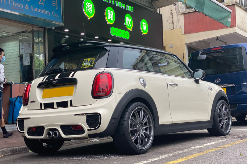 Mini F56 Cooper and OZ Racing Hyper GT HLT wheels and tyre shop and 輪胎店 and Bridgestone Potenza Sport tyre hk