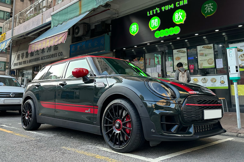 Mini F54 Clubman JCW with 18" OZ Racing Wheels Superturismo Evolutione Gloss Black + Red Lettering