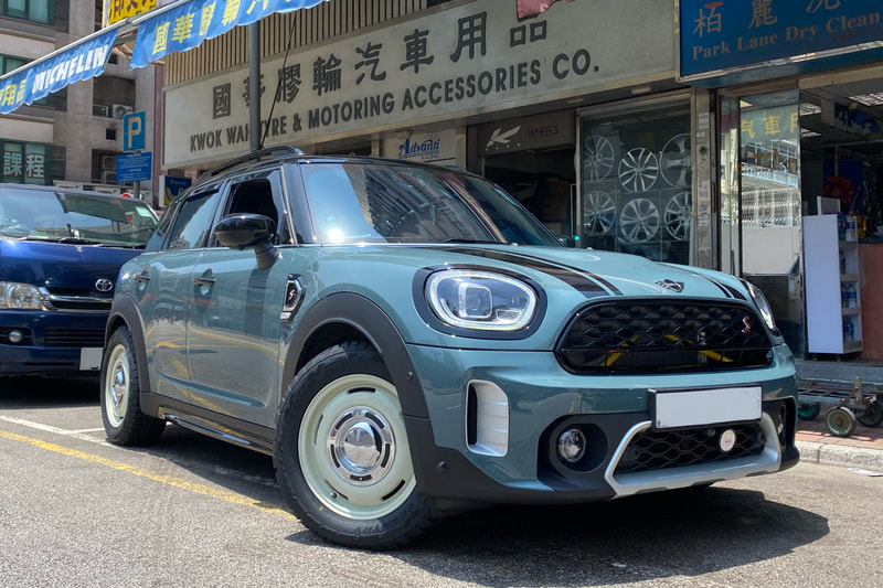 Mini F60 Countryman and Crimson Dean Cross Country Wheels and Toyo Open country r/t tyre and tyre shop hk and 輪胎店
