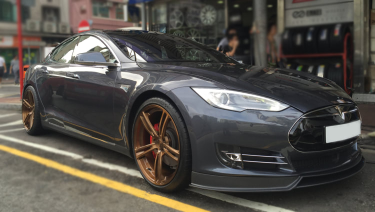 Tesla Model S and Modulare Wheels B35 and 呔鈴 and wheels hk