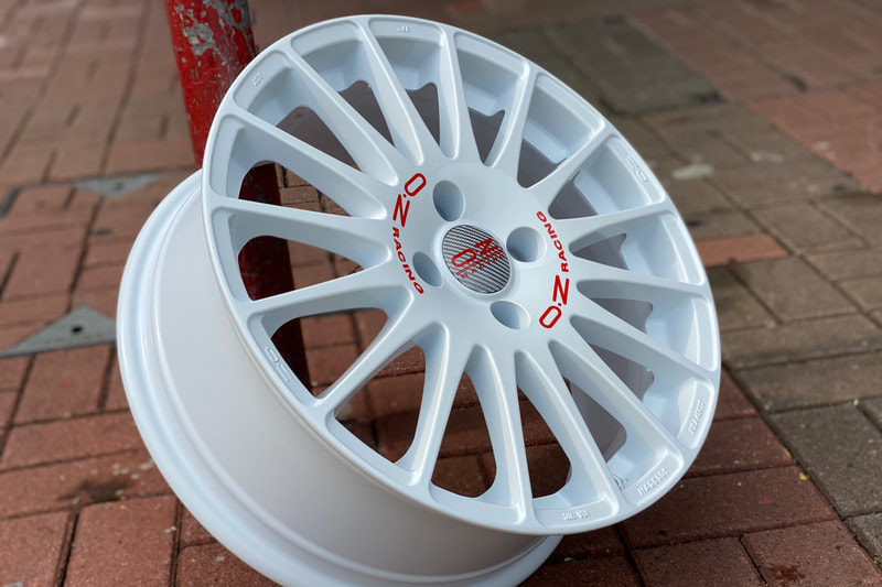 OZ Racing Superturismo WRC Wheels and tyre shop hk and 呔鈴