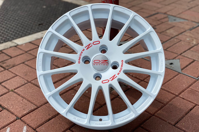 OZ Racing Superturismo WRC Wheels and tyre shop hk and 呔鈴
