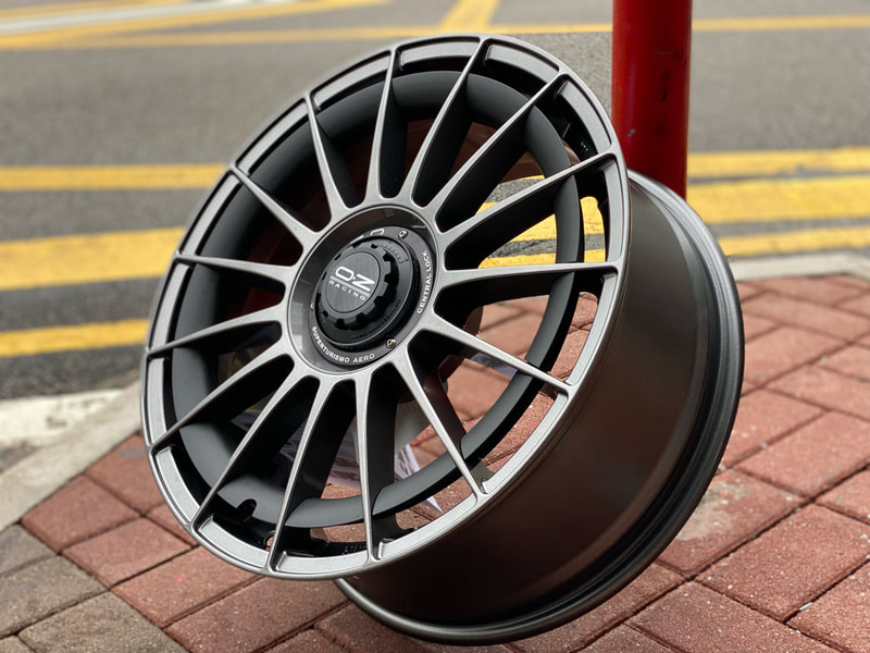 OZ Superturismo AERO Wheels and OZ Racing Wheel and tyre shop and 呔鈴 and 輪胎店