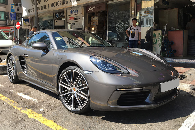 Porsche 718 Cayman and Porsche Turbo IV Wheels and wheels hk and 呔鈴
