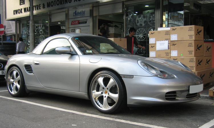 Porsche 986 boxster and kahn design rsc2p wheels and wheels hk and 呔鈴
