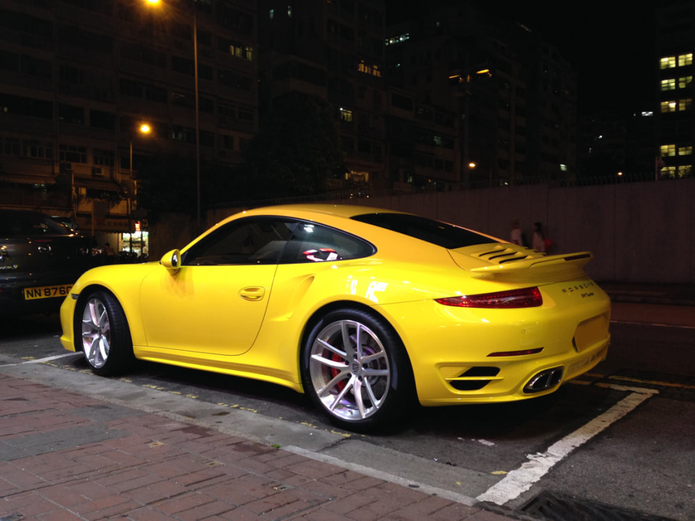 Porsche 991 911 Turbo S and Modulare Wheels B30 and wheels hk and 呔鈴