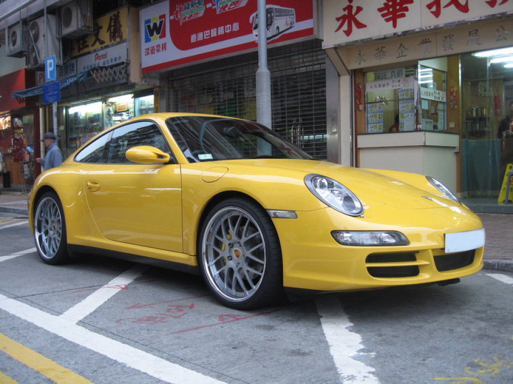 Porsche 997 and modulare wheels m14 and wheels hk and 呔鈴