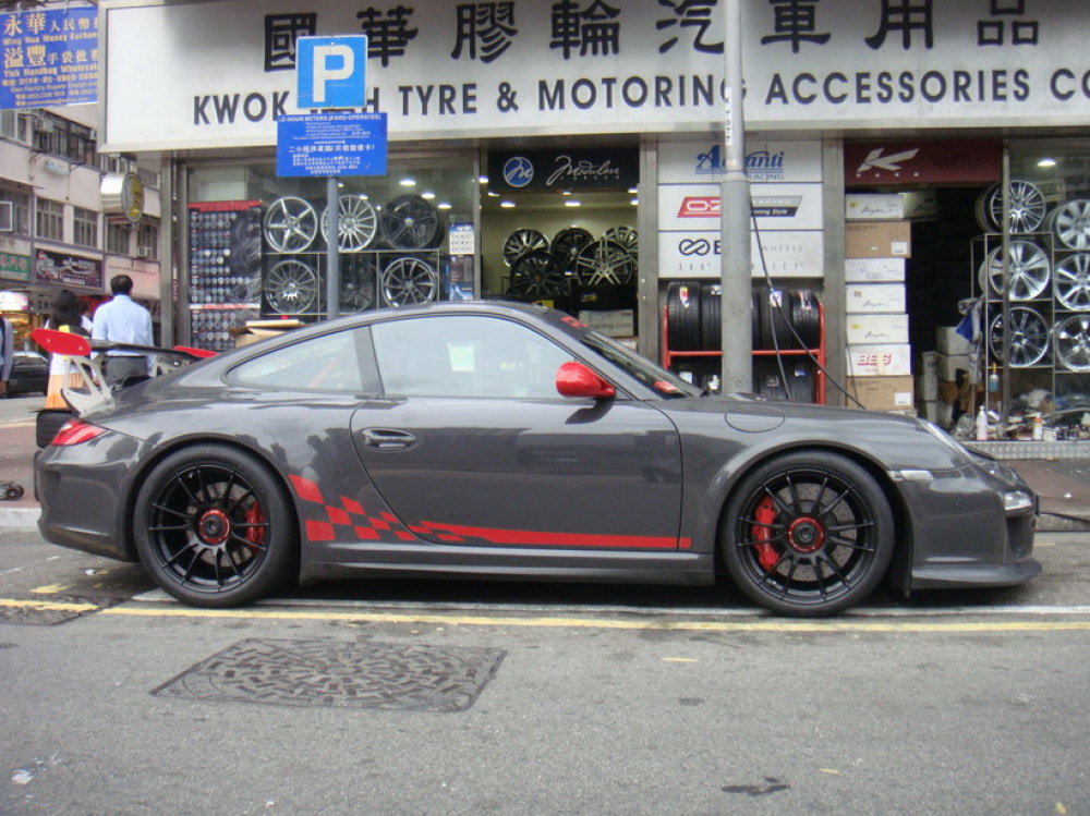 Porsche 997 GT3RS and OZ Racing Ultraleggera Wheels Center Lock and wheels hk and 呔鈴