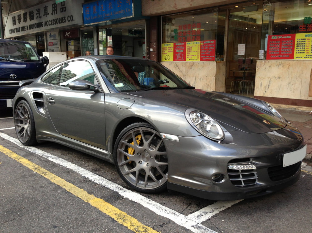 Porsche 997 Turbo and Modulare Wheels B1 and wheels hk and 呔鈴