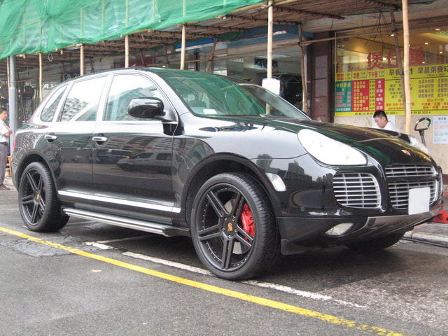 Porsche Cayenne and Modulare Wheels C11 Wheels and wheels hk and 呔鈴