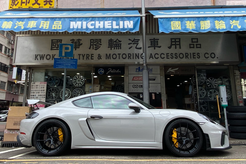 Porsche 718 GT4 and BBS FIR wheels and bbs re1703 and bbs re1704 wheels and tyre shop hk and michelin ps cup 2 tyres and 輪胎店