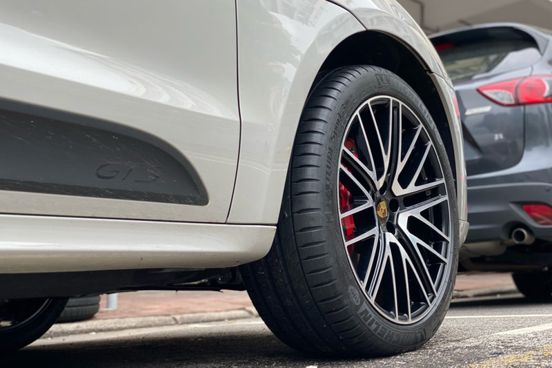 Porsche Macan and Porsche 911 Turbo Design Wheels and tyre shop hk and Michelin tyre and 輪胎店