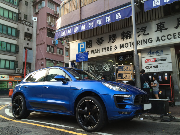 Porsche Macan S and Porsche Sport Classic Wheels and wheels hk and 呔鈴