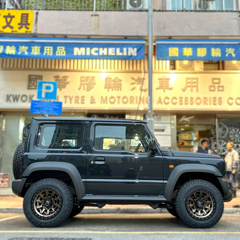 Suzuki Jimny JB74 and Fuel D696 Covert Wheels and tyre shop and Yokohama Geolander XAT tyre and 輪胎店