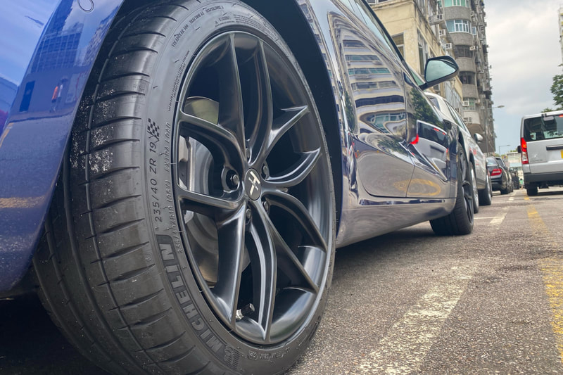 Tesla Model 3 and TSportline TS5 Wheels and MIchelin PS4S tyre and 輪胎店