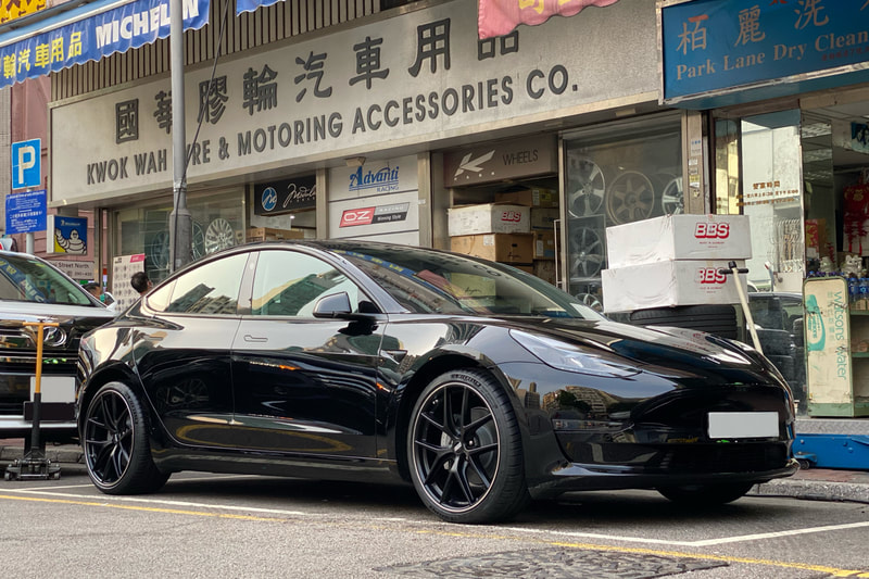 Tesla Model 3 and BBS CIR wheels and tyre shop hk and michelin ps4s tyres and 呔鈴 and 輪胎店