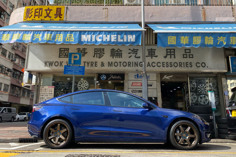 Tesla Model 3 and Rays Volk racing TE37 Ultra M Spec Wheels and tyre shop and Michelin Pilot Sport 4S tyre and 輪胎店