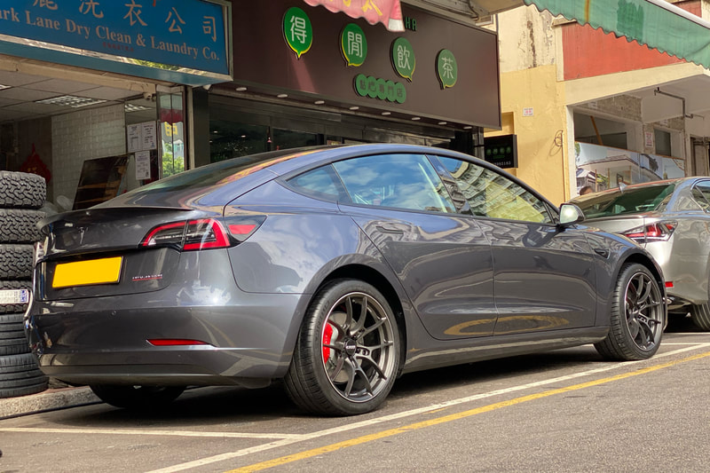 Tesla Model 3 Performance and RAYS G025 Wheels and tyre shop hk and michelin ps4s tyre and 呔鈴