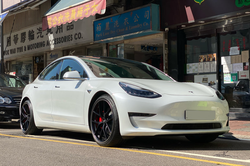 Tesla Model 3 and BBS CIR wheels and tyre shop hk and michelin ps4s tyres and 呔鈴