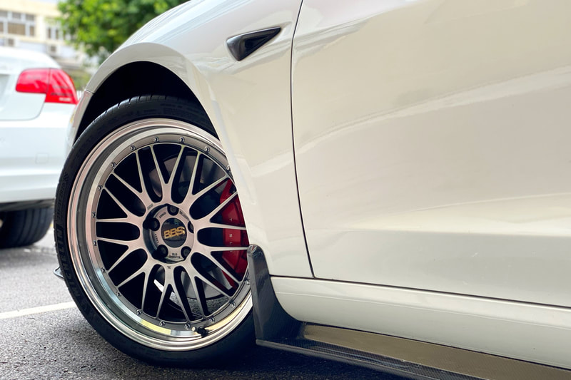 Tesla Model 3 Performance and BBS LM forged wheels and michelin ps4s tyre and tyre shop hk and 輪胎店