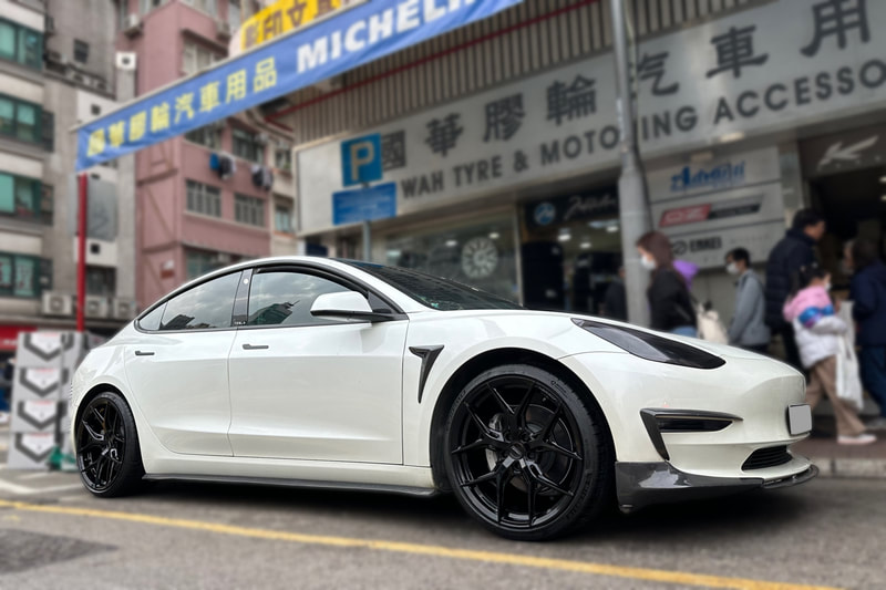 Tesla Model 3 and Vossen Hybrid forged HF5 Wheels and 換鈴 and tyre shop hk and reifen and felgen