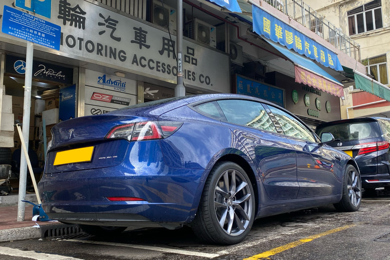 Tesla Model 3 and TSportline TSS Wheels and Hankook S1 EVO3 tyre and 輪胎店