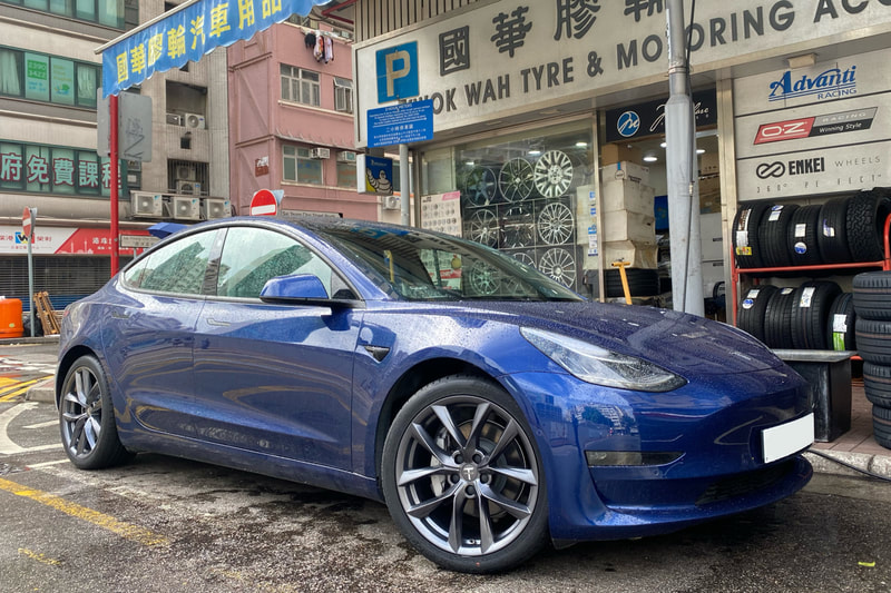 Tesla Model 3 and TSportline TSS Wheels and Hankook S1 EVO3 tyre and 輪胎店