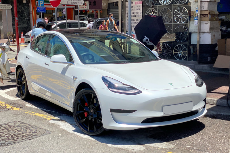 Tesla Model 3 and T Sportline TSS Wheels and wheels hk and tyre shop hk and 呔鈴 and michelin ps4s tyres