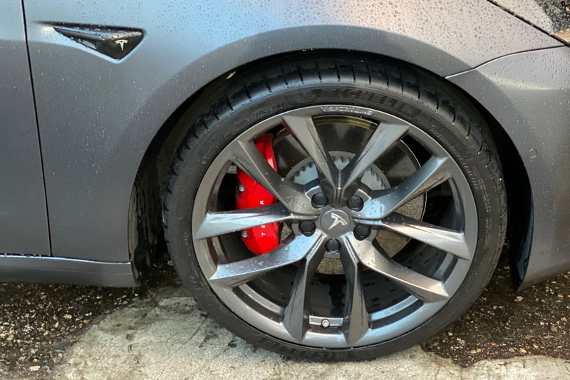 Telsa Model 3 and t sportline wheels tss and wheels hk and tyre shop hk and 呔鈴