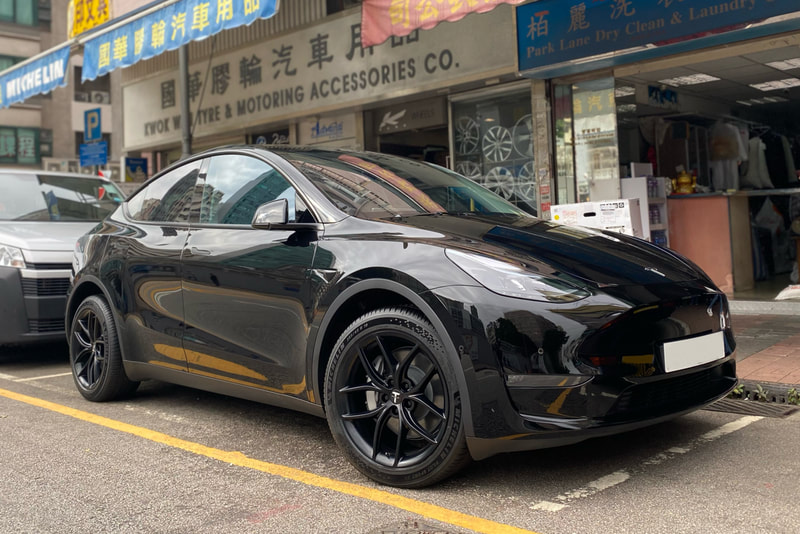 Tesla Model Y and TSportline TS5 Wheels and tyre shop and Michelin Pilot Sport EV tyre and 輪胎店