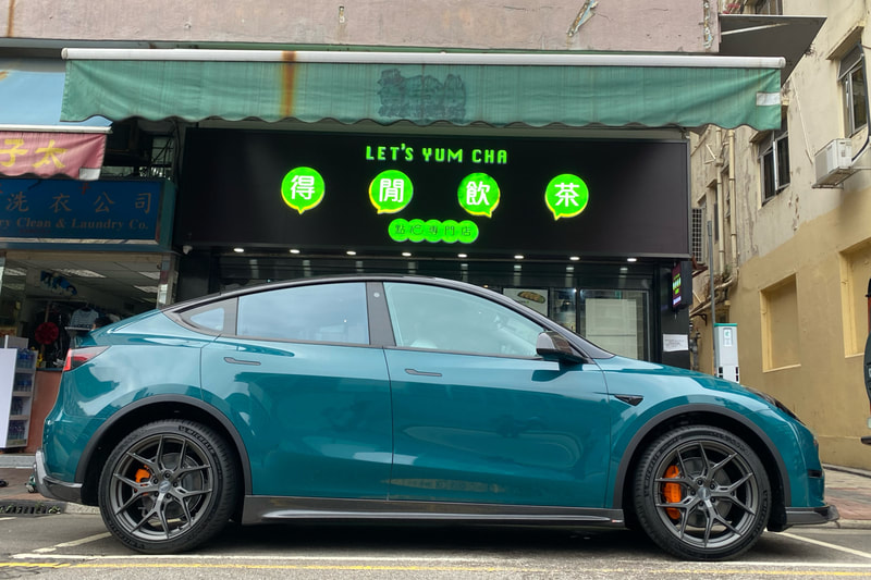 Tesla Model Y and Vossen Hybrid Forged HF5 wheels and tyre shop hk and michelin pilot sport ev tyre and 輪胎店