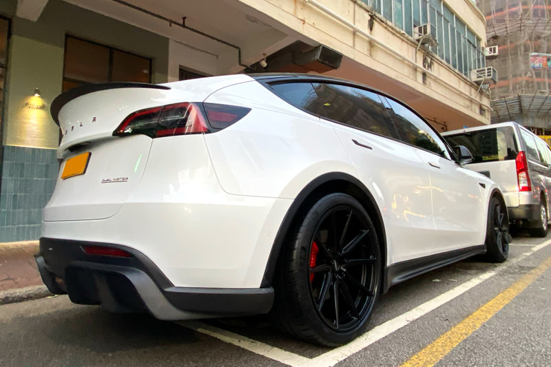 Tesla Model Y and Vossen Hybrid Forged HF3 wheels and tyre shop hk and michelin pilot sport 4s tyre and 輪胎店