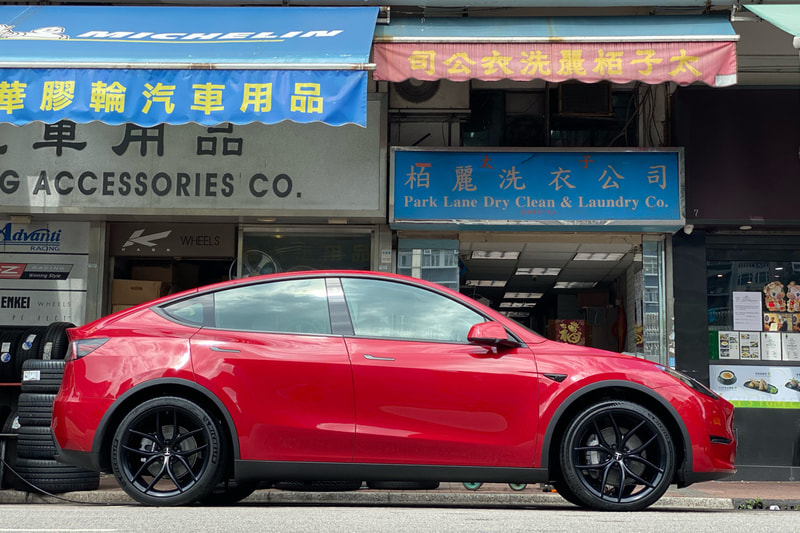 TSportline TS5 wheels and Tesla model 3 and Model Y and tyre shop and 輪胎店