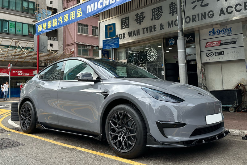 Tesla Model Y and RAYS VV25M Wheels and 輪胎店 and hk best tyre shop