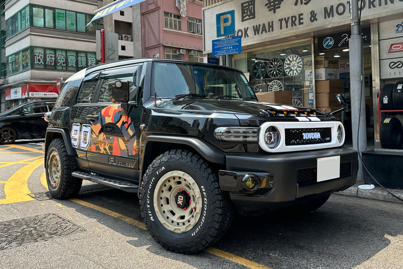 Toyota FJ Cruiser and XD XD861 Storm wheels and bf goodirch all terrain ko 2 tyre and 四驅車 and 越野