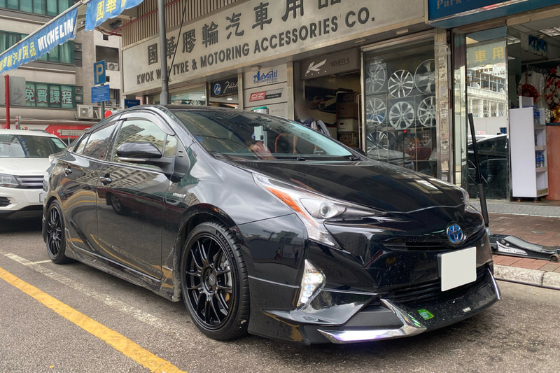 Toyota Prius and Enkei GTC02 wheels and Michelin PS5 tyre hk and tyre shop hk