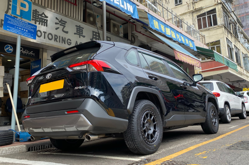 Toyota RAV4 and Fifteen52 Traverse MX wheels and yokohama geolander g015 tyre and tyre shop hk and 輪胎店