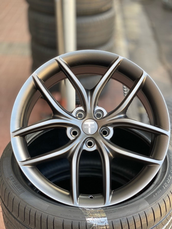 Tsportline TS5 Wheels and Telsa Model 3 Model Y and tyre shop hk and 輪胎店