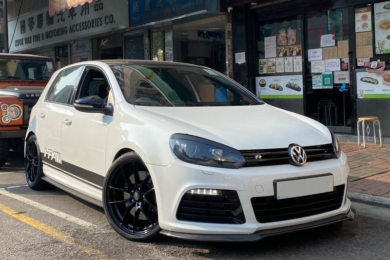Volkswagen MK6 Golf R and OZ Racing Leggera HLT Wheels and tyre shop hk and 輪胎店
