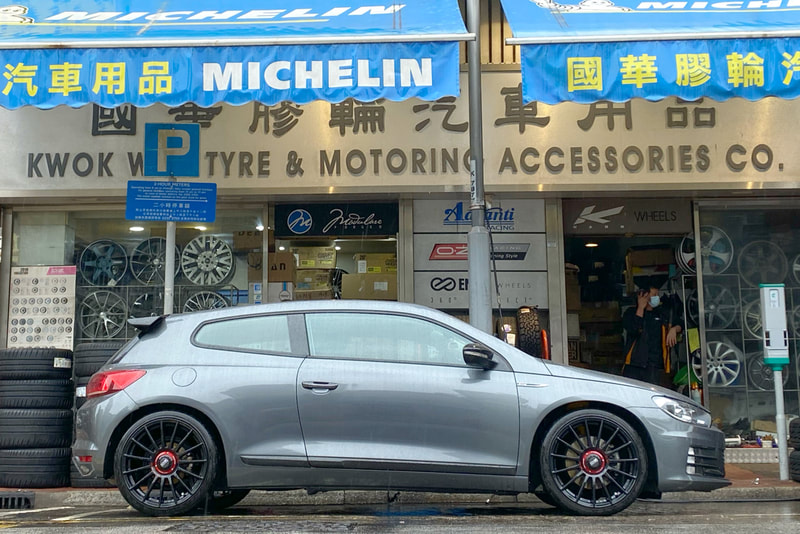 Volkswagen Scirocco and OZ Racing Superturismo Evolutione Wheels and tyre shop hk and 輪胎店